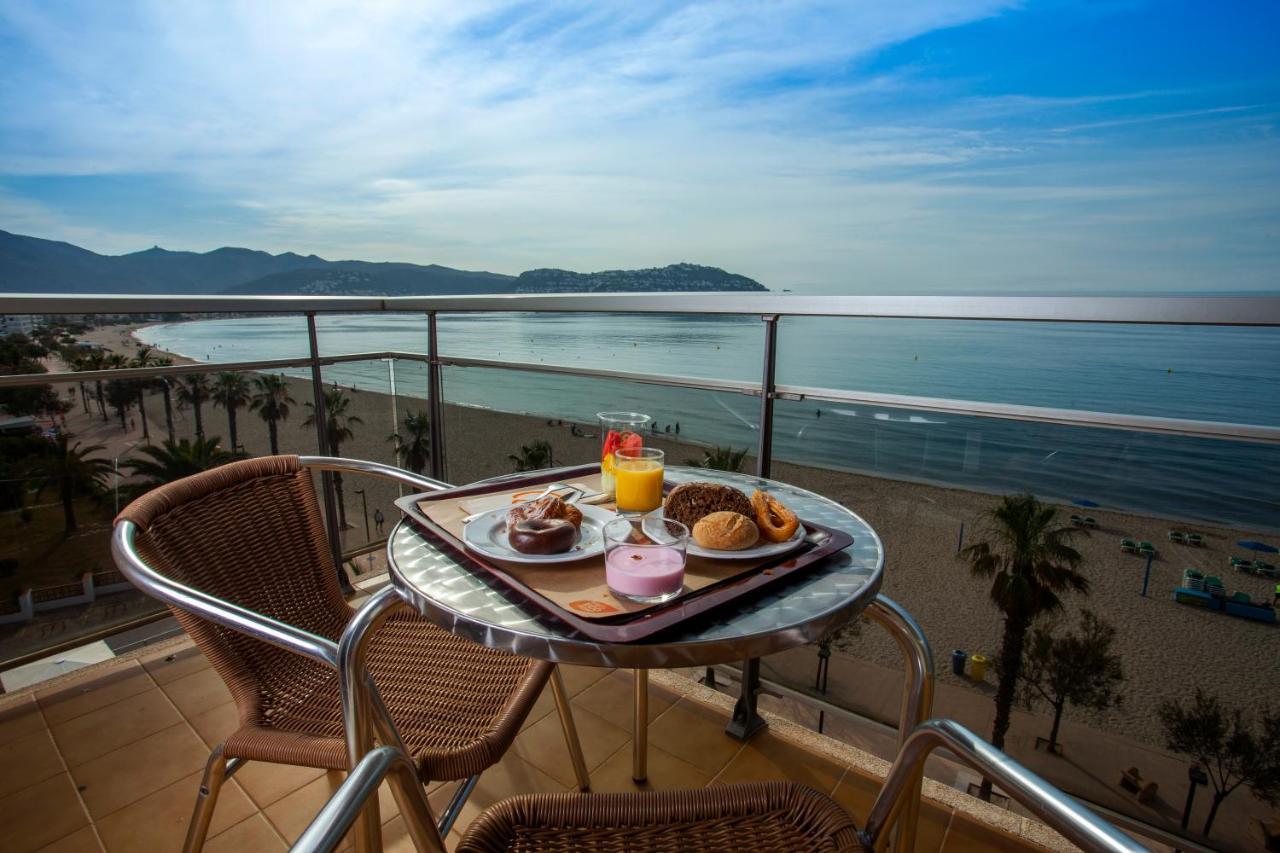 Hotel Monterrey Roses By Pierre & Vacances Екстериор снимка