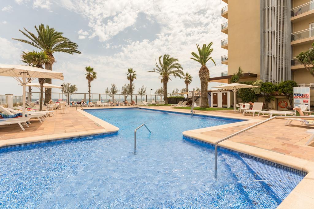 Hotel Monterrey Roses By Pierre & Vacances Екстериор снимка